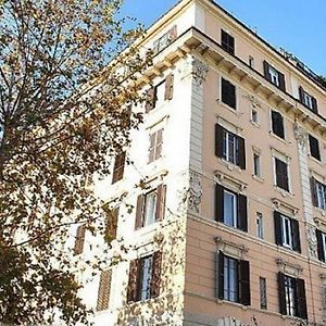 Luxy Vatican Apartment